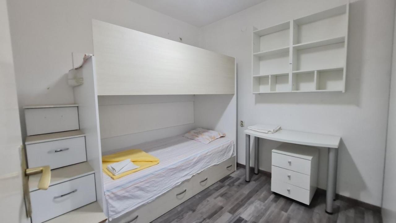 Center Cosy Apartment Skopje Eksteriør billede